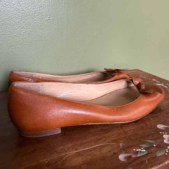Michael Kors Peep Toe Leather Ballet Flats British Tan W/ Bow Womens Sz 8m - Picture 2 of 7